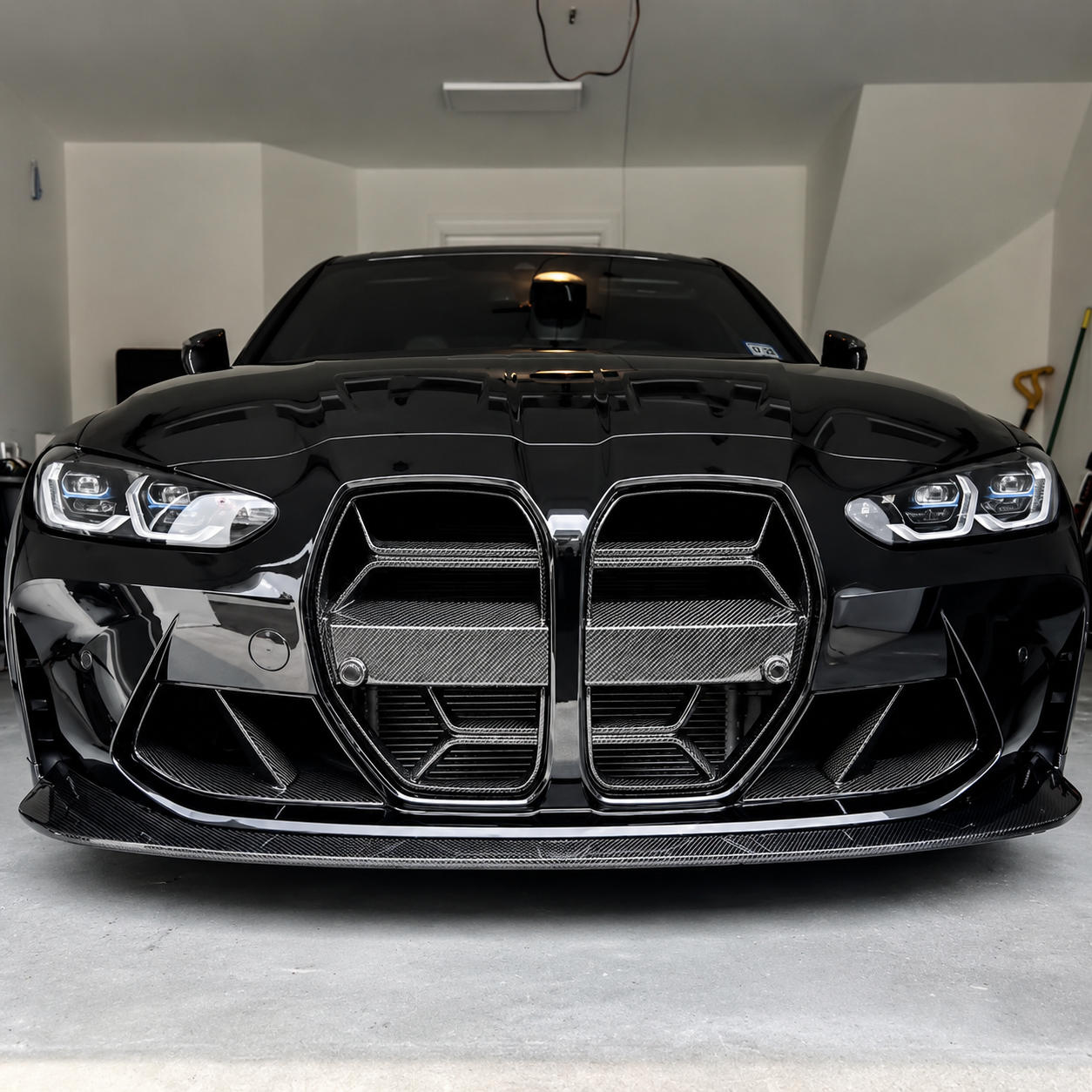 BAVORA G8X Dry Carbon Fiber CLS Style Front Grilles (2020+)
