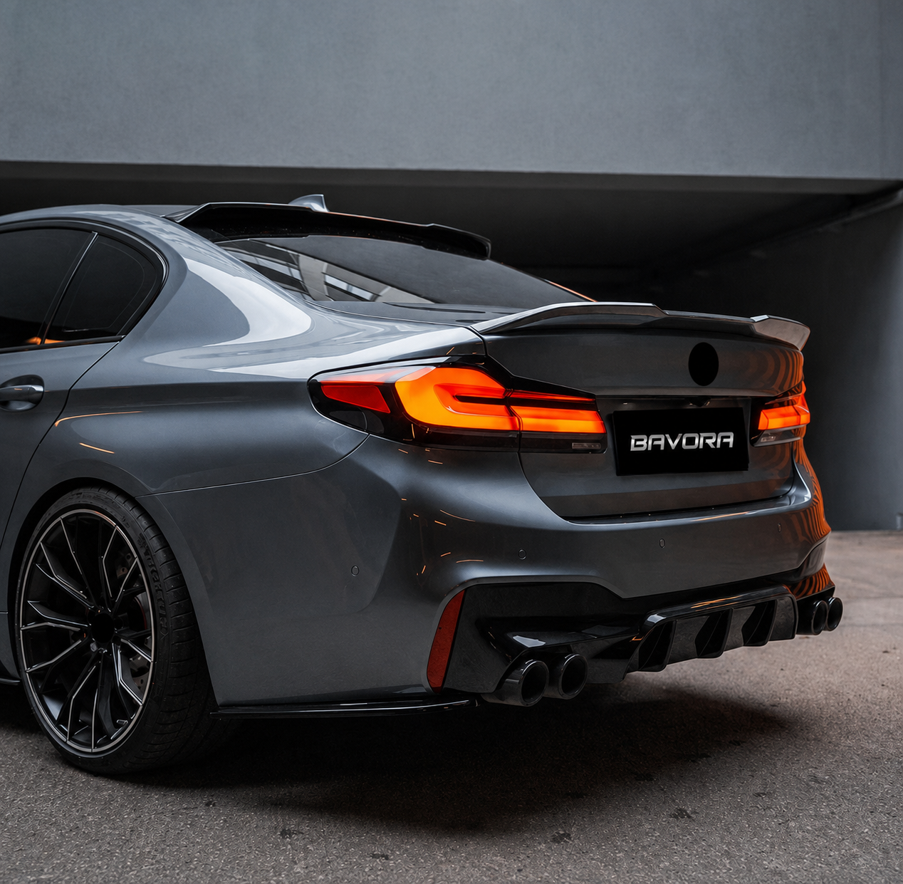 BAVORA Dry Carbon M5 Style Rear Diffuser (BMW G30 540i / M550i / F90 M5 2017–2023)